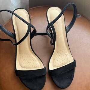 Hannah Elegant Black Heels